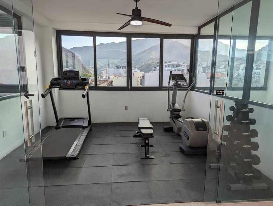 Ocean View Penthouse In P.V. Romantic Zone 푸에르토 발라타 외부 사진