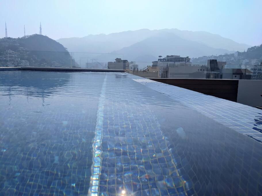 Ocean View Penthouse In P.V. Romantic Zone 푸에르토 발라타 외부 사진