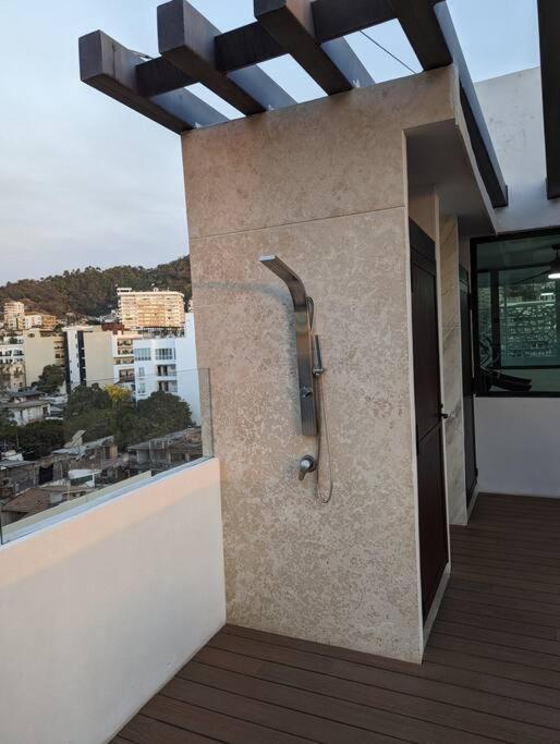 Ocean View Penthouse In P.V. Romantic Zone 푸에르토 발라타 외부 사진
